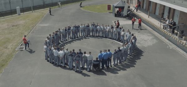 czeXperiment: Inside the Circle – A Prison Vote