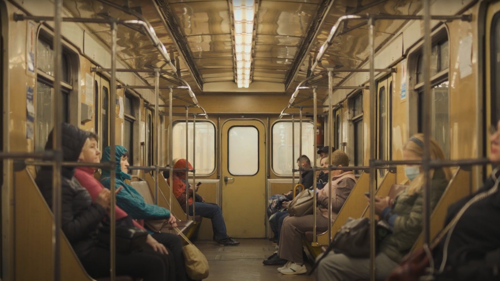 Znělka 29. MFDF Ji.hlava (režie: Sergej Loznica)