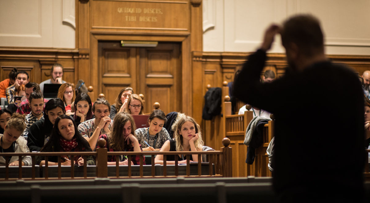 Kliknutím zvětšíte Media and Documentary