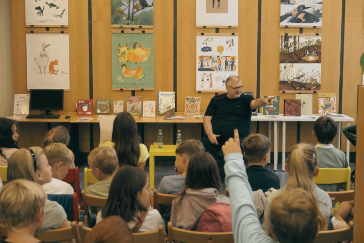 Children, Do You Read?!: Petr Stančík Reads Stories of Chrudoš the Badger / author reading for children 6+