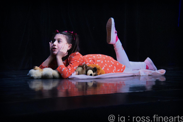 The Birth of the Scareworld / Valentina Vozňuk presents a programme for families