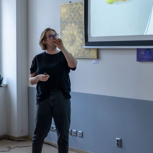 Finding Balance: Where's the Boundary Between Comfort and Responsibility? / talk for parents