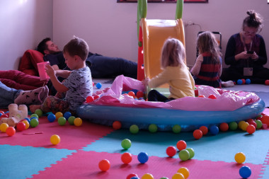Playground Lodge and Babysitting