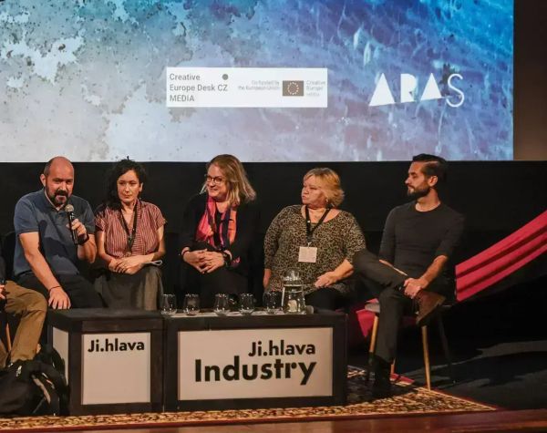 DOCUMENTARY CALLS AFTER THE TRANSFORMATION OF THE FUND Czech Audiovisual Fund in Dialogue with ARAS