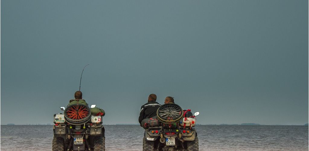 Around and Around: Distance Journeys