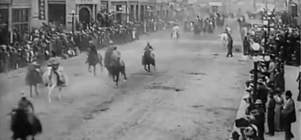 The War Bonnet Round Up