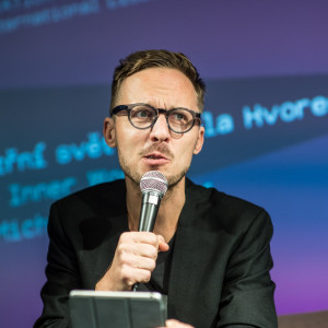 Kliknutím zvětšíte FUTURE OF JOURNALISM