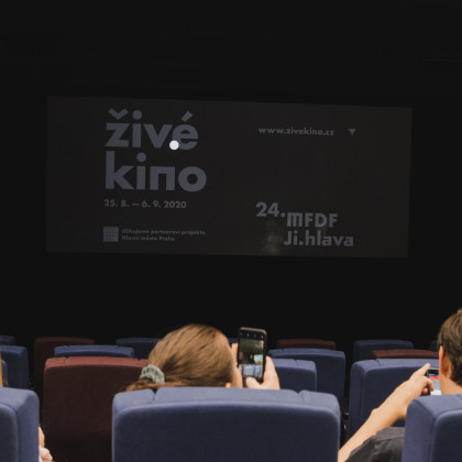 Kliknutím zvětšíte Jak Bůh hledal Karla, dir.: Vít Klusák, Filip Remunda