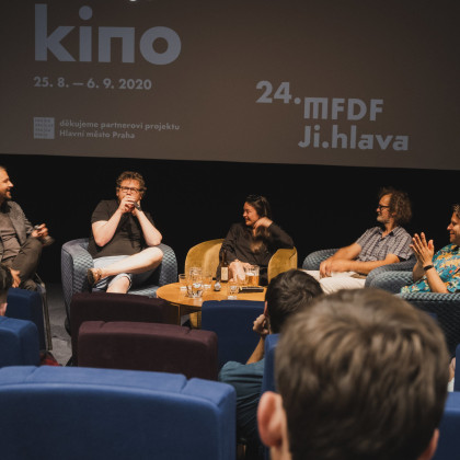 Kliknutím zvětšíte Jak Bůh hledal Karla, dir.: Vít Klusák, Filip Remunda