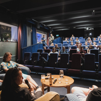 Kliknutím zvětšíte Jak Bůh hledal Karla, dir.: Vít Klusák, Filip Remunda