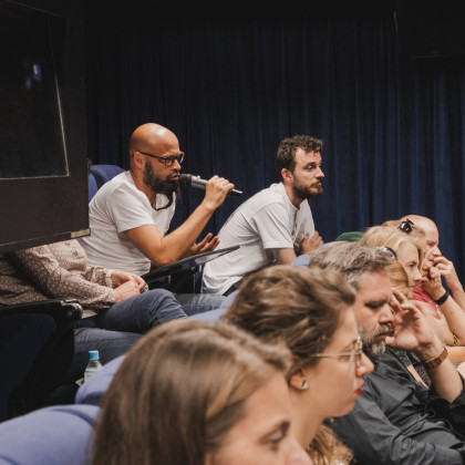 Kliknutím zvětšíte Jak Bůh hledal Karla, dir.: Vít Klusák, Filip Remunda