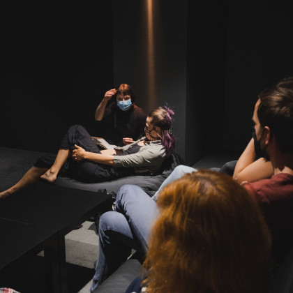 Kliknutím zvětšíte MY STREET FILMS (Čistota pol života, dir. Barbora Aradská, Okno příležitostí, dir. Olga Srstková, Tátův fichtl, dir. Kateřina Konrádová)