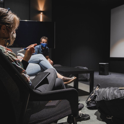 Kliknutím zvětšíte MY STREET FILMS (Čistota pol života, dir. Barbora Aradská, Okno příležitostí, dir. Olga Srstková, Tátův fichtl, dir. Kateřina Konrádová)