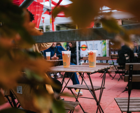 Kliknutím zvětšíte