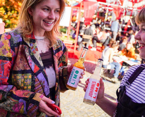 Kliknutím zvětšíte