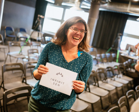 Kliknutím zvětšíte