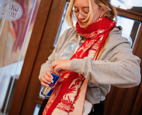 Kliknutím zvětšíte