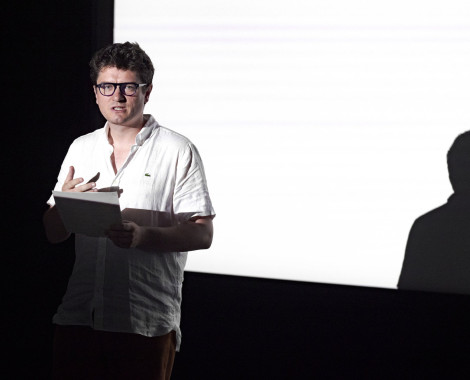 Kliknutím zvětšíte