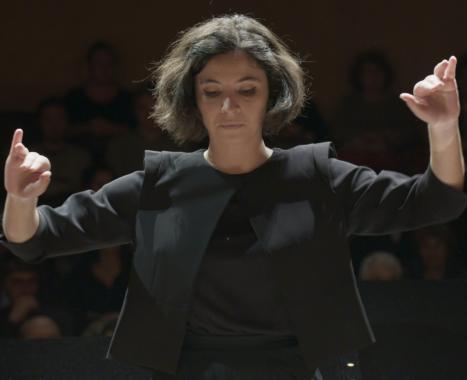 Choose the best film of the Ji.hlava Online!